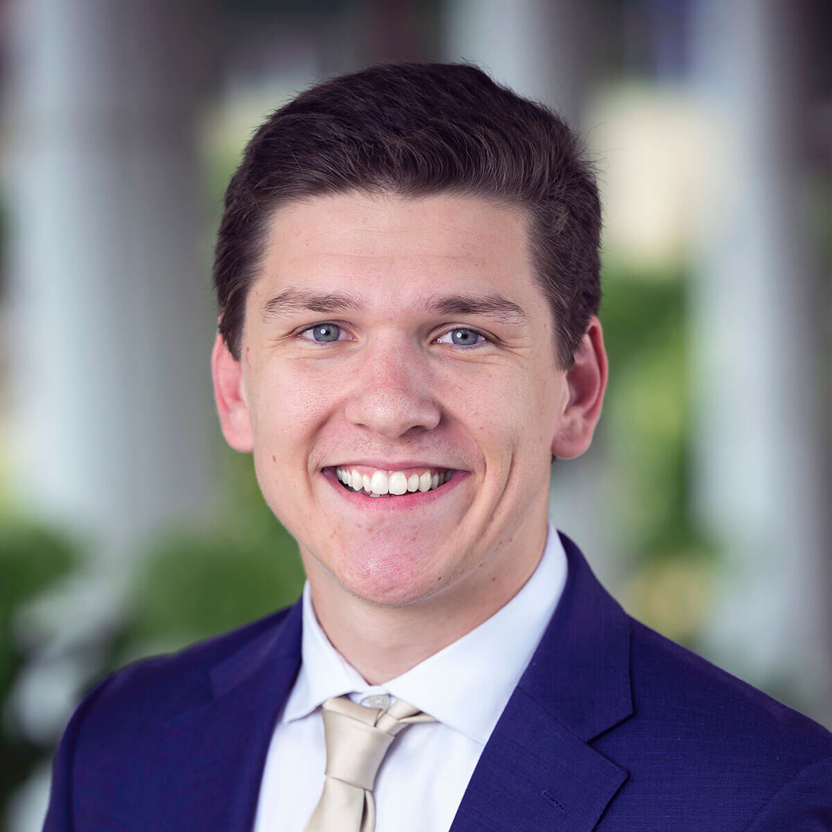 Headshot photo of Zach Miller