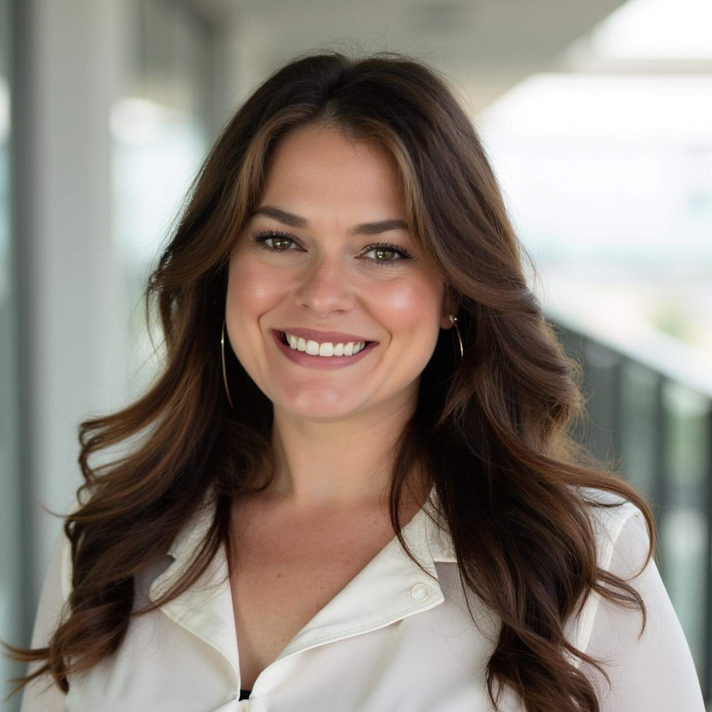 Headshot photo of Heather Long