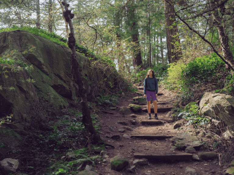 000001411_WomanHiking (1)