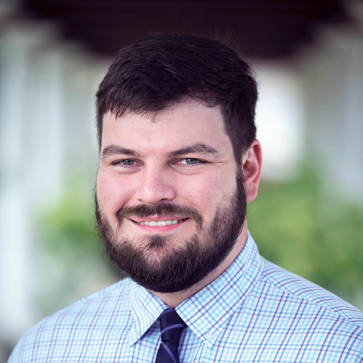 Headshot photo of Liam Edwards